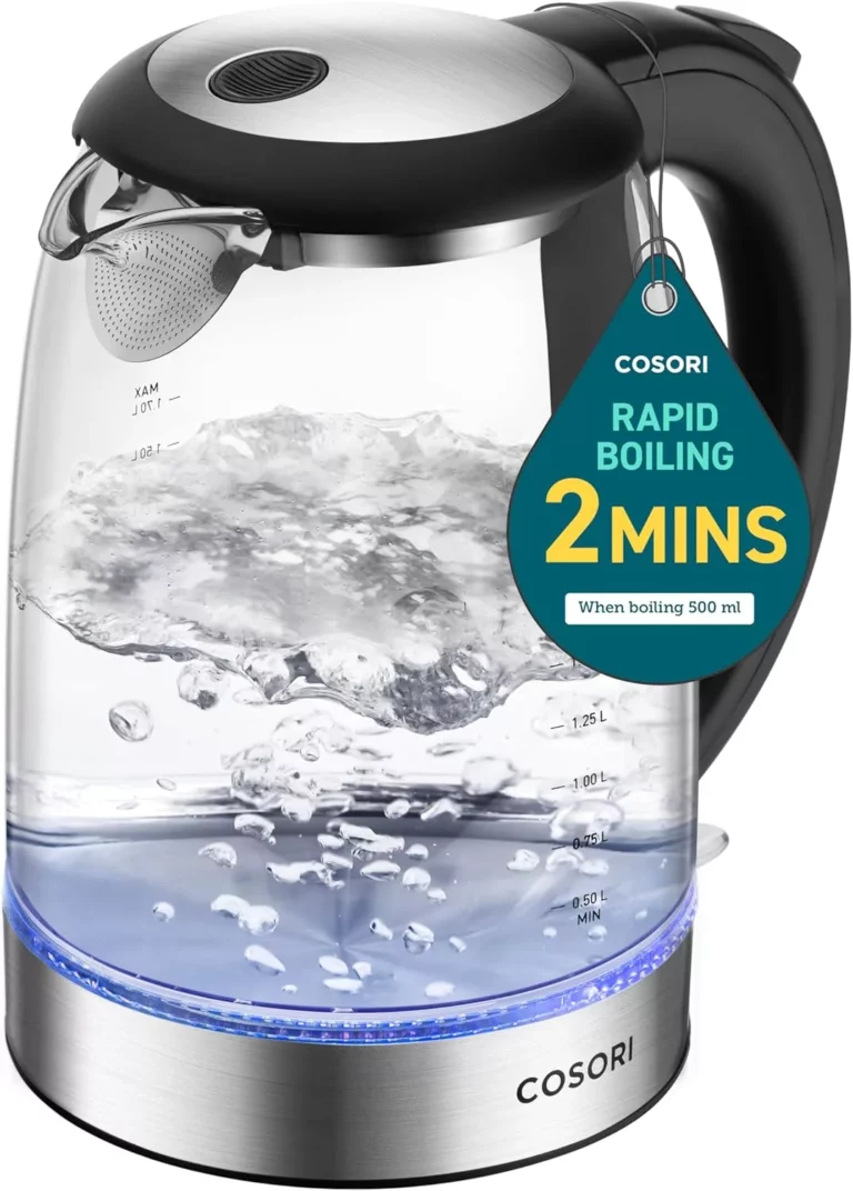 غلاية كهربائية زجاجية بماء مغلي وضوء LED أزرق، مثالية لتحضير أنواع مختلفة من الشاي. تتميز بشكل بارز بـ "الغليان السريع في دقيقتين" بسعة 500 مل، مما يجعلها مثالية لعشاق الشاي الذين يبحثون عن طريقة سريعة وفعالة لإعداد مشروباتهم المفضلة.